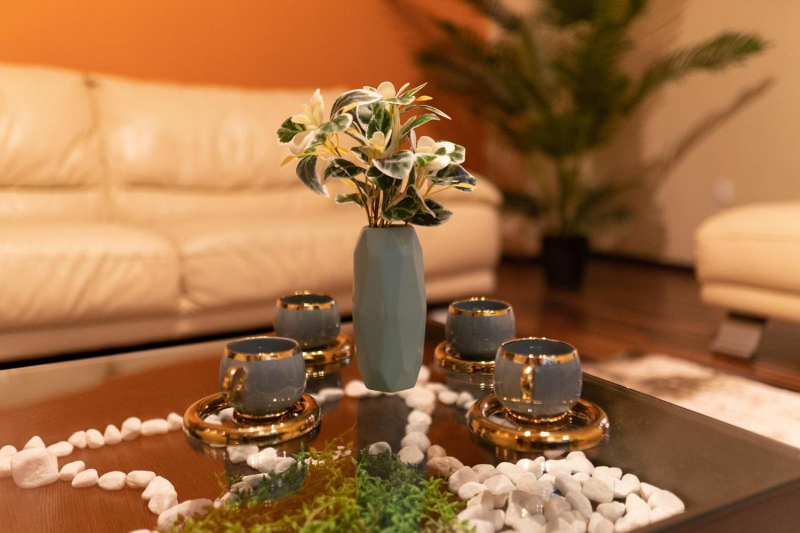 4 Rooms Unirii 47 Bucureşti Ngoại thất bức ảnh